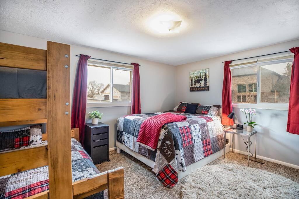 Pet Friendly Millcreek Home Close To Downtown/Mtns Salt Lake City Exterior foto