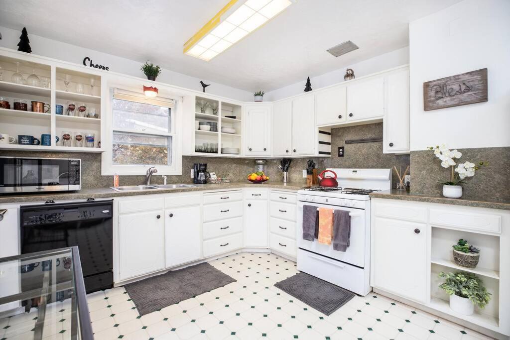 Pet Friendly Millcreek Home Close To Downtown/Mtns Salt Lake City Exterior foto